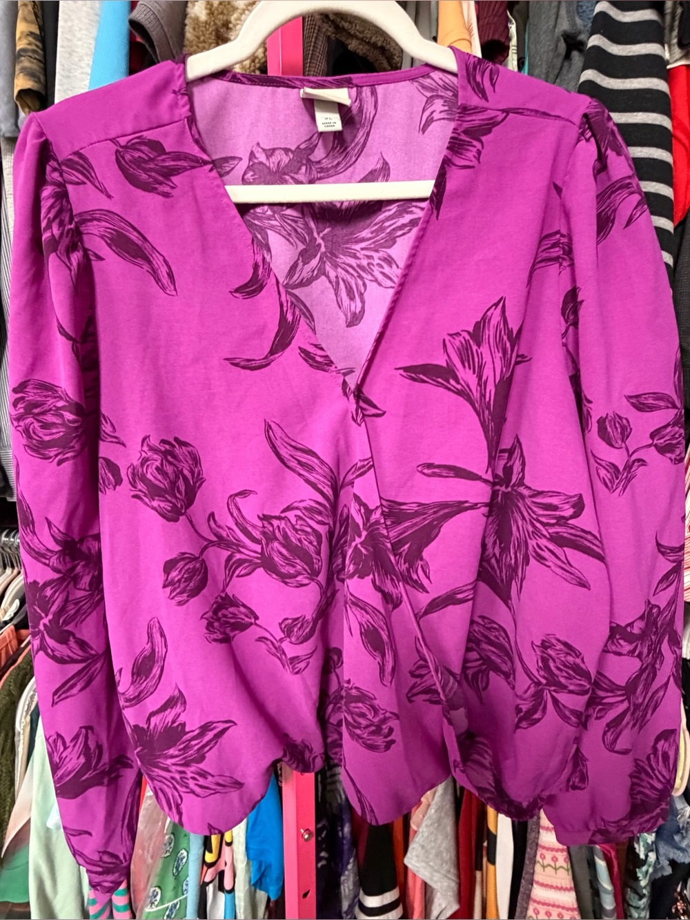A new day women’s size XL cropped blouse solid magenta deep V-neck